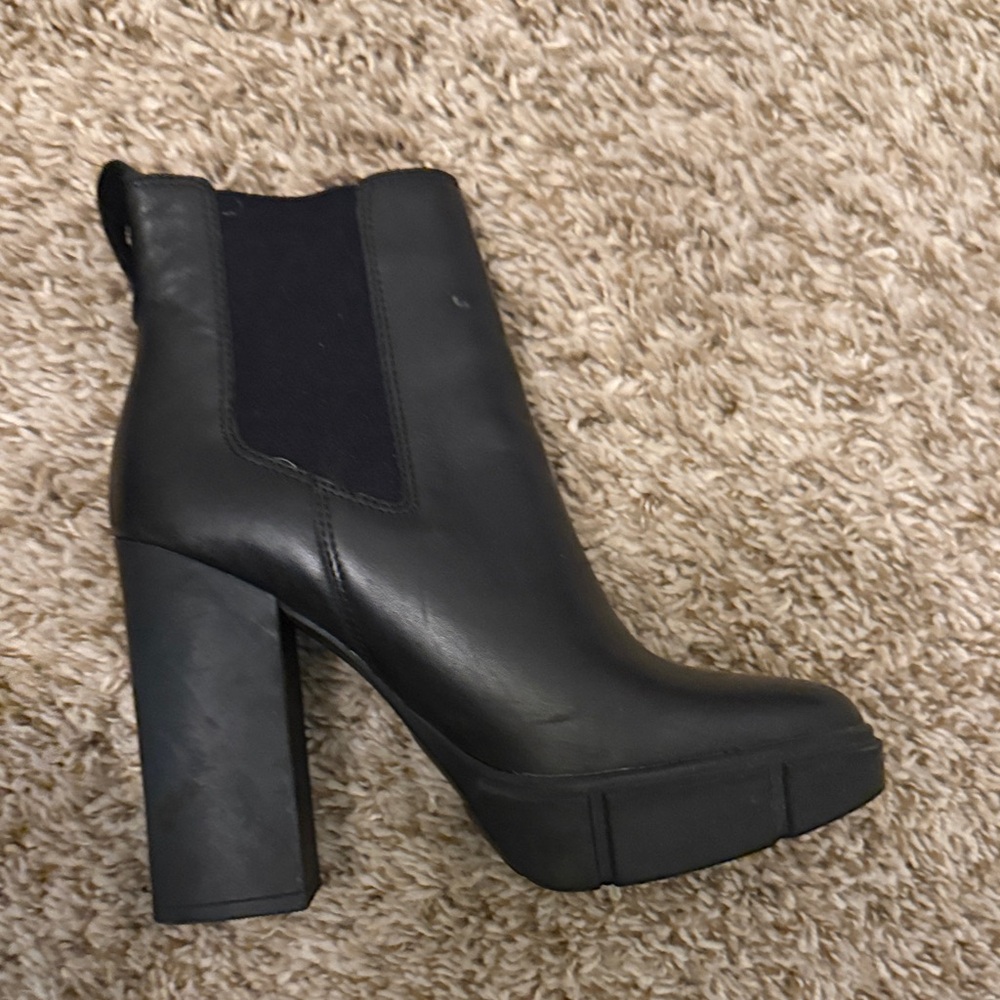 Steve Madden Black Heeled Boots